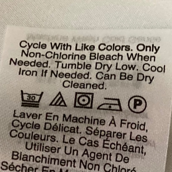 Donna Karen New York (DNKY) Blouse with Flutter Sleeves - Picture 9 of 9